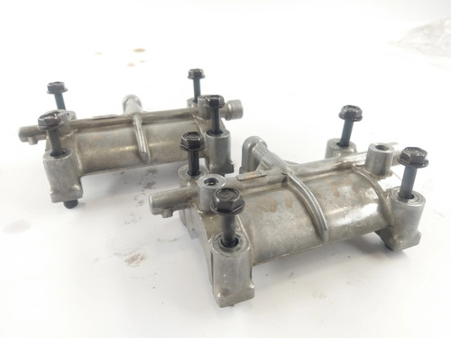 Honda CBR 1000 F SC24 [1991] - Nockenwellenböcke