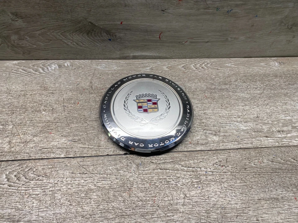 Tapacubos central de rueda cromada OEM CADILLAC DEVILLE FLEETWOOD 1991-1993 Foto 2 de 4