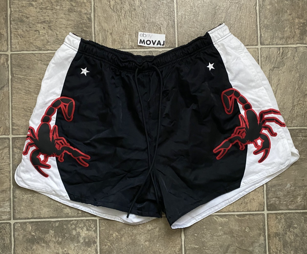 New Rare Nike XXL NSW Sportswear Scorpion Shorts Muay Thai MMA