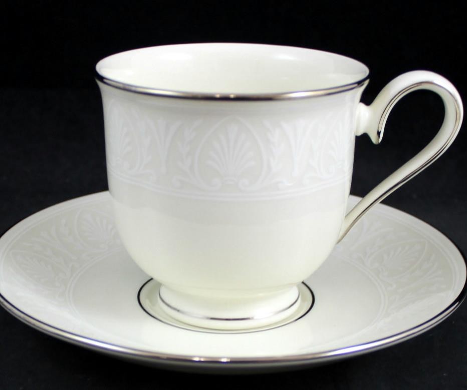 Lenox Courtyard Platinum 5 Piece Place Setting Manufacturer 2nd