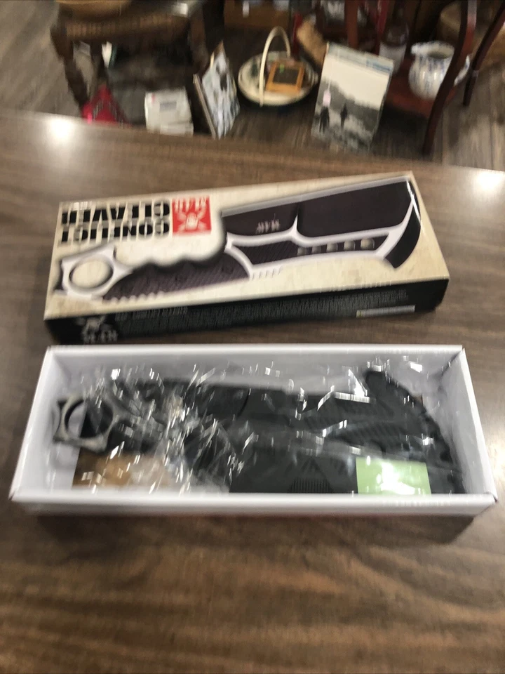 United Cutlery M48 Conflict 6.25" Hoja Estilo Cuchilla Mango Nylon -UC3425 Foto 2 de 4