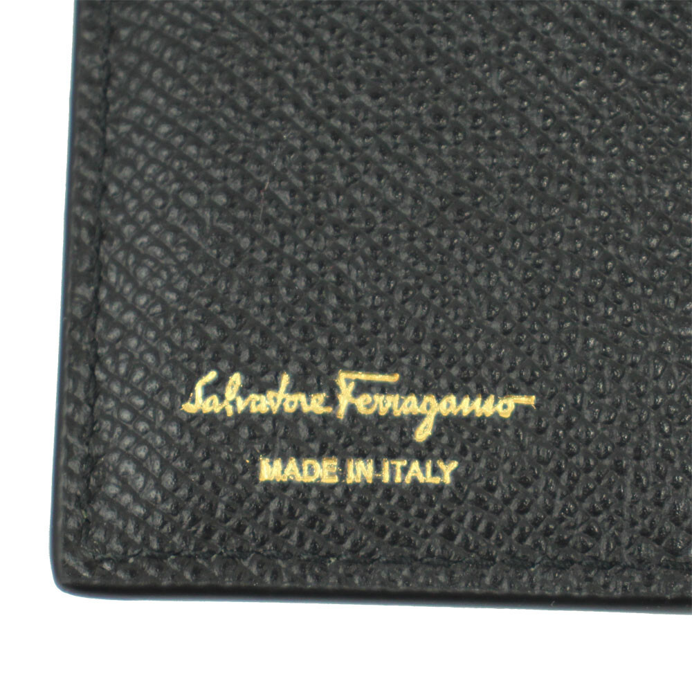 BRAND NEW SALVATORE FERRAGAMO GANCINI BLACK LEATHER BIFOLD