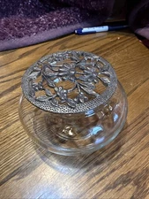 Vtg Princess House Heritage 2pc Potpourri Crystal Jar w/Brass Flower Top 1989