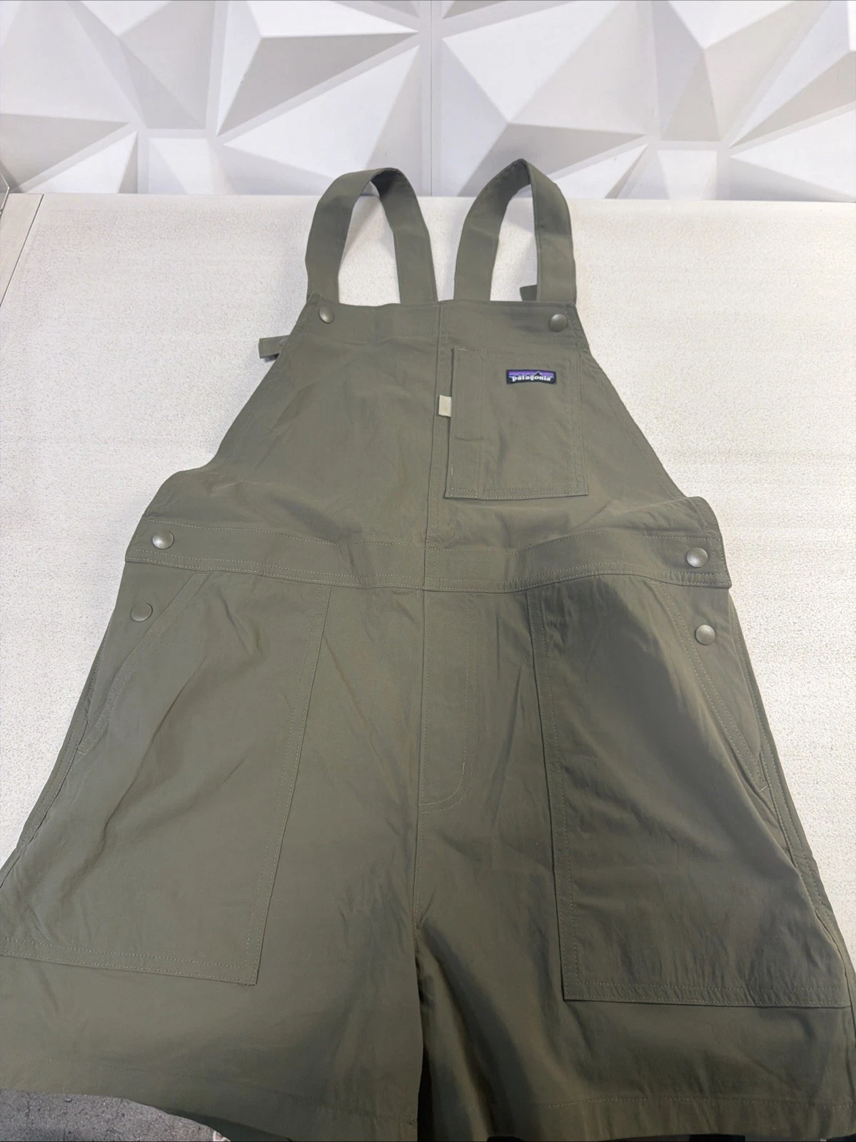 Patagonia Womens Outdoor Everyday Overalls Size Small Basin Green
Opens in a new window or tab