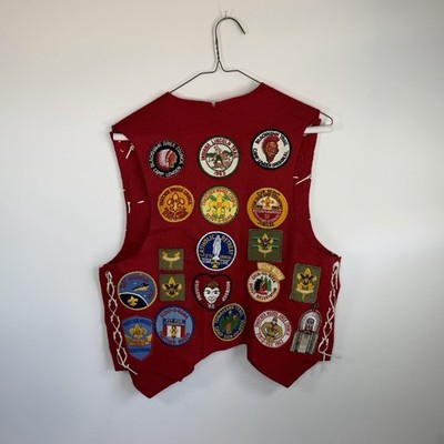 BSA Red Felt Vest loaded w/ 1960s patches Proviso Roundup & Thatcher W CR-159