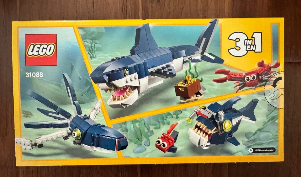 LEGO Creator 3-in-1 31088 Deep Sea Creatures (230pc) - Image 2 of 2