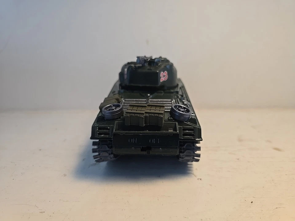 New Ray Battery Operated Green Army Tank 1/32, Classy Peg #23 - HEAVY - Image 4 of 4