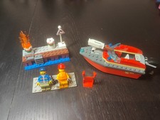 Lego City 60213 == Dock Side Fire ==