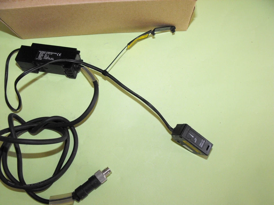 Keyence LV-21AP+LVH62.Digital Laser Sensor Amplifier.Laser Sensor.USED - Image 4 of 4