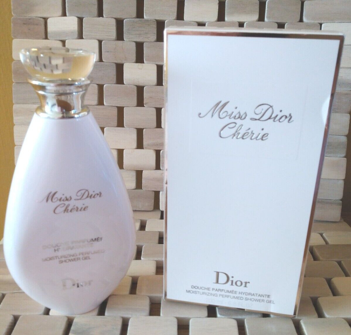 ボディクリーム Miss Dior Moisturizing Body Milk 200ml Christian