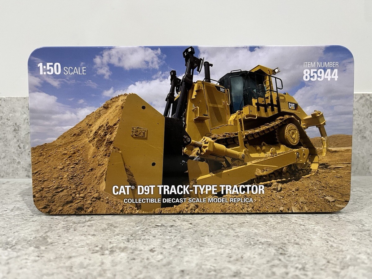 Diecast Masters - CAT D9T Track Type Bulldozer - 85944 - 1:50