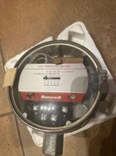 NOS Honeywell Gas Pressure Switch Type C437 New Old Stock