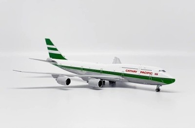JC Wings Boeing 747-8 Cathay Pacific ''Fantasy + Polished'' B-HKG 1:400 Modellflug