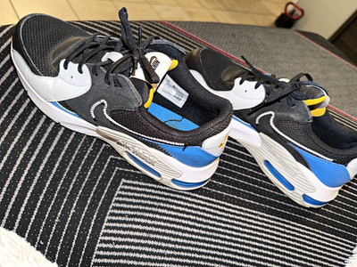 Nike Air Max Men s Low Top Lace-Up Sneakers Colorblock Black White Blue