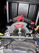 Milwaukee M18CS55-0 165mm Fuel Brushless Circular Saw 18V READ DESCRIPTION