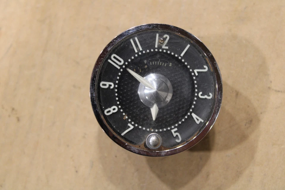 1955-1956 Chevrolet 150 210 Bel Air 1958-1962 Corvette In-Dash Clock Original - Image 2 of 4