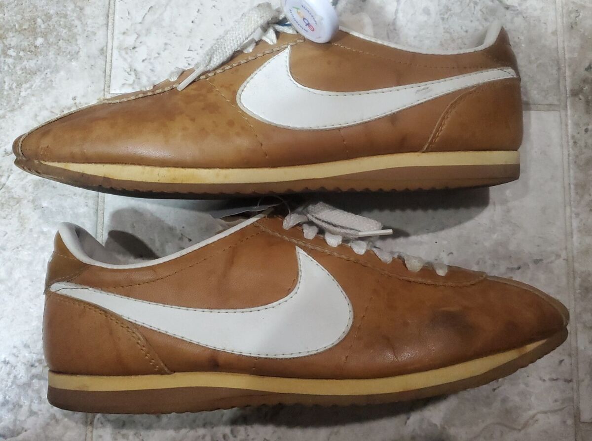 ULTRA RARE 1974 NIKE CORTEZ LE VILLAGE WHITE TAG BROWN ULTRA RARE 1974 NIKE CORTEZ LE VILLAGE WHITE TAG BROWN