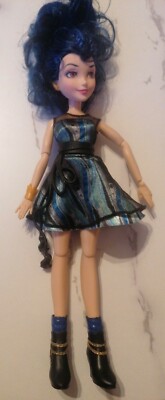 Disney Descendants Evie Isle Of The Lost Doll Hasbro