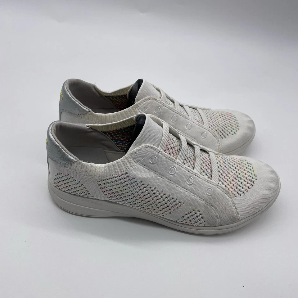 Zapatillas deportivas para mujer Bzees de punto dorado blancas sin cordones laterales 10 W Foto 3 de 4