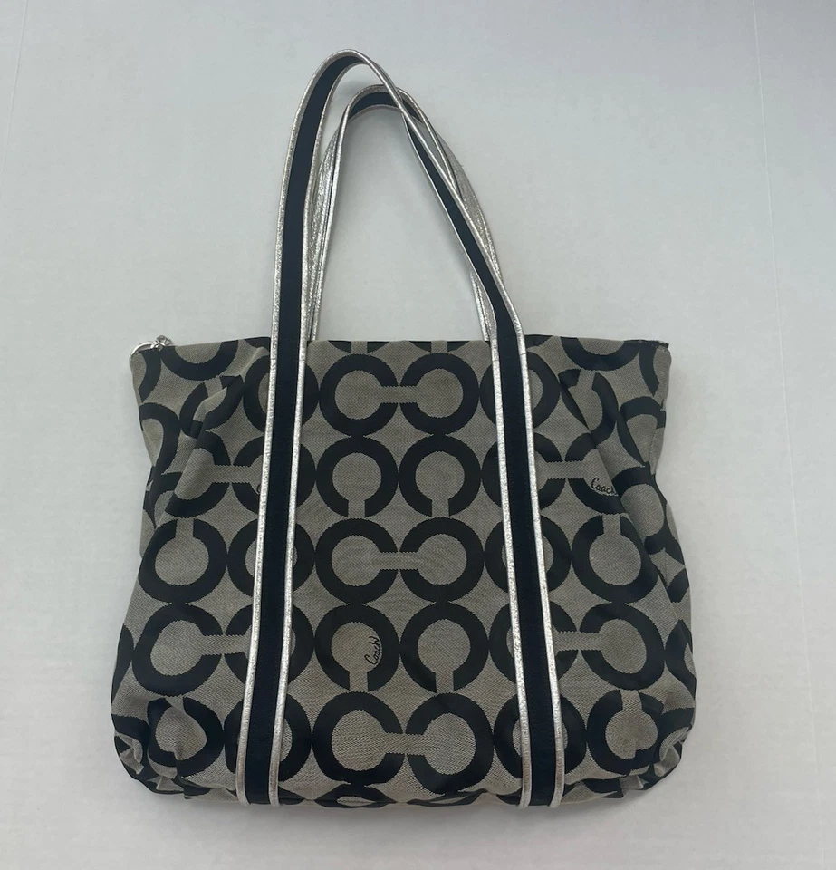 Bolso Coach Poppy Mediano Gris Negro Plata Logo Mujer Doble Asa De Colección Foto 4 de 4