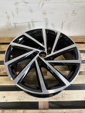 Genuine VW Spielberg Alloy, 8x19 5G0 601 025 DB. Refurbished 