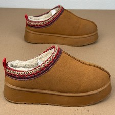 Women  s Platform Mini Slippers Chestnut Boots Size 38 US 7 Faux Fur Lined Comfor