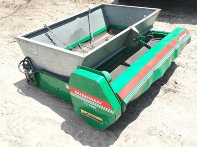 Cushman TD 1500 Top Dresser Sand Spreader - TD1500