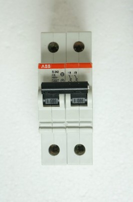 ABB MS 225 50kA 2,5A bis 4A Motorschutzschalter mit ABB HK-11 S641