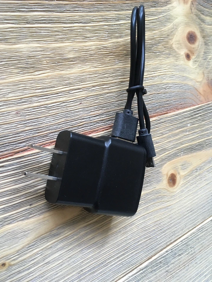 Samsung Travel Wall Charger ETA0U60JBE with Detachable Micro USB Cable (Black) - Image 3 of 4