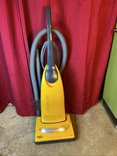 Panasonic MC-V5706 Power Wave Vacuum Cleaner with Attachments