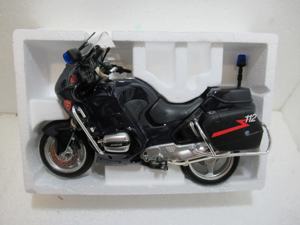 BMW 850 RT CARABINIERI scala 1/10 moto  UAN UG9930 GUILOY / PROTAR - Immagine 2 di 4
