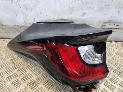 TOYOTA YARIS BRAKE LAMP REAR LIGHT LEFT 1.5 HYBRID HATCHBACK 2021