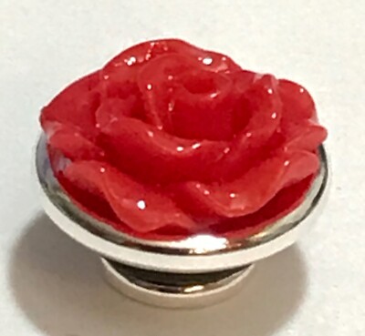 Carved Red Coral Rose Flower 3D Jewelpop / Kameleon