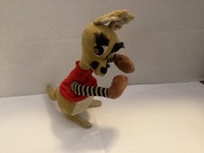 VINTAGE DAKIN BOXING KANGAROO AS IS
