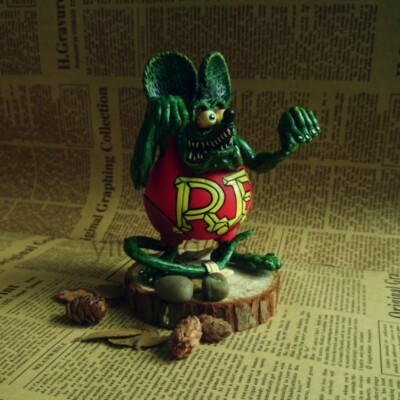 Red Rat Fink Rare New Big Daddy Sidewalk Surfer Ed Roth Skateboard