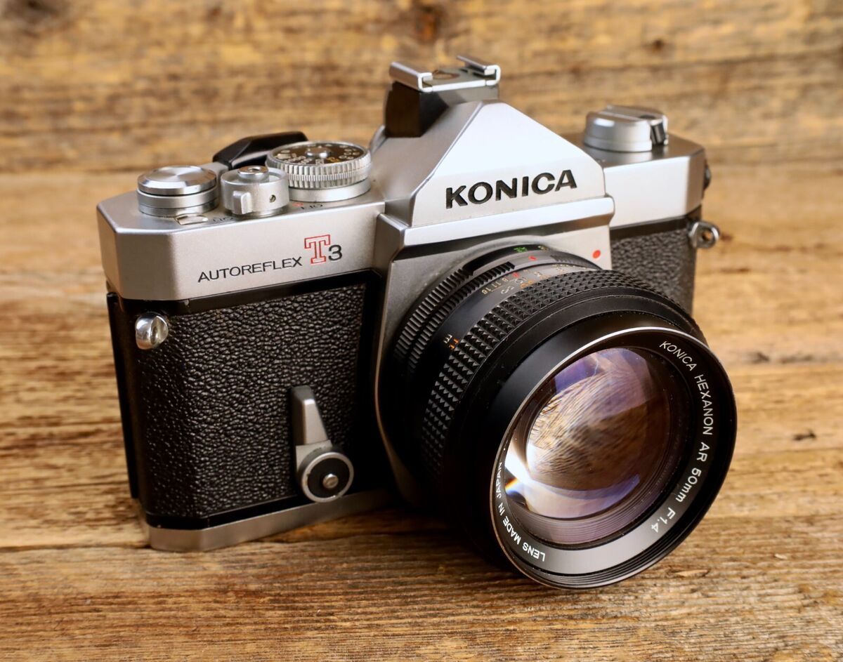 Vintage Konica AutoReflex T3 35mm Camera w 2 Lenses & Extras Vintage Konica AutoReflex T3 35mm Camera w 2 Lenses & Extras
