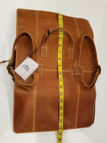 Canyon Outback Buffalo Mountain Hanging Leather Toiletry Bag-Distressed Tan - Picture 8 of 9