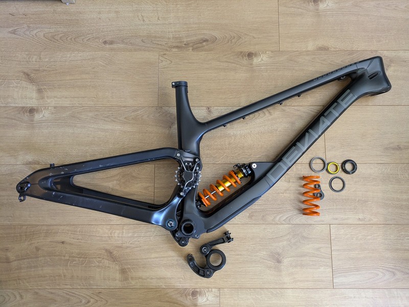Deviate Highlander 150 29" Carbon Fibre MTB Frameset Enduro Trail Large