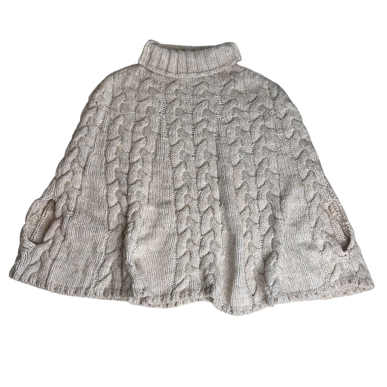 Cream Oatmeal Cable knit Poncho Gelso Bianco Made in Italy One Size