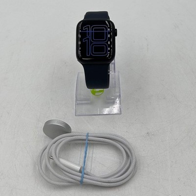 Unlocked Apple Watch SE 2nd Gen 44MM Black Aluminum Gray Sport Loop MXG23LL/A