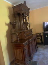 Antica credenza in noce, fine '800, stile neorinascimentale, 176 x 278 x 72 cm