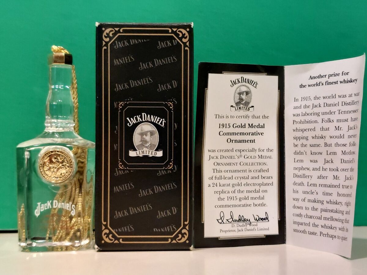 JACK DANIELS 1915 GOLD MEDAL ORNAMENT - London - Daniel's JACK DANIELS 1915 GOLD MEDAL ORNAMENT - London - Daniel's