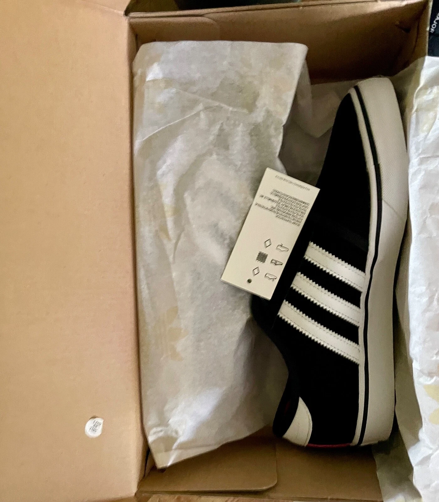 Adidas Seeley J Core Black BY4078 Size 7 New in Box