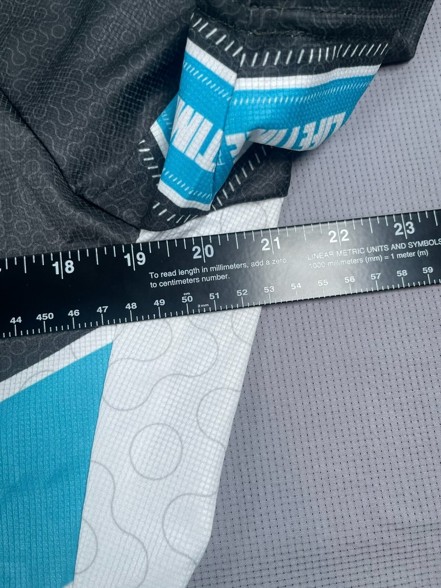 711305_4