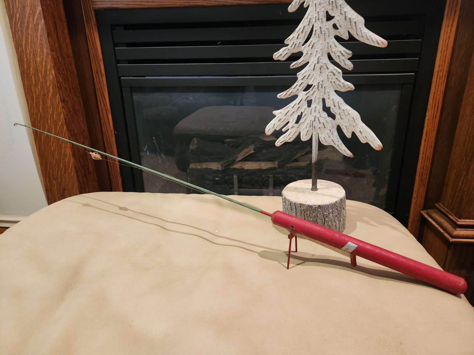 *KALKASKA* Tackle CoPrimitive Vintage 29” RED/GREEN Ice Fishing Jig