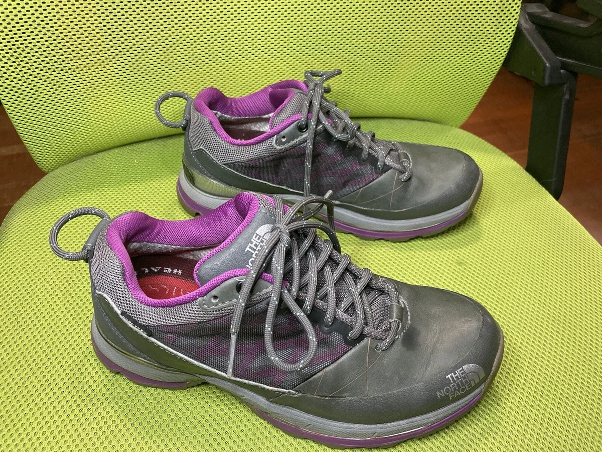 the north face Woman s Hiking Shoes Vibram Gore tex Grey purple