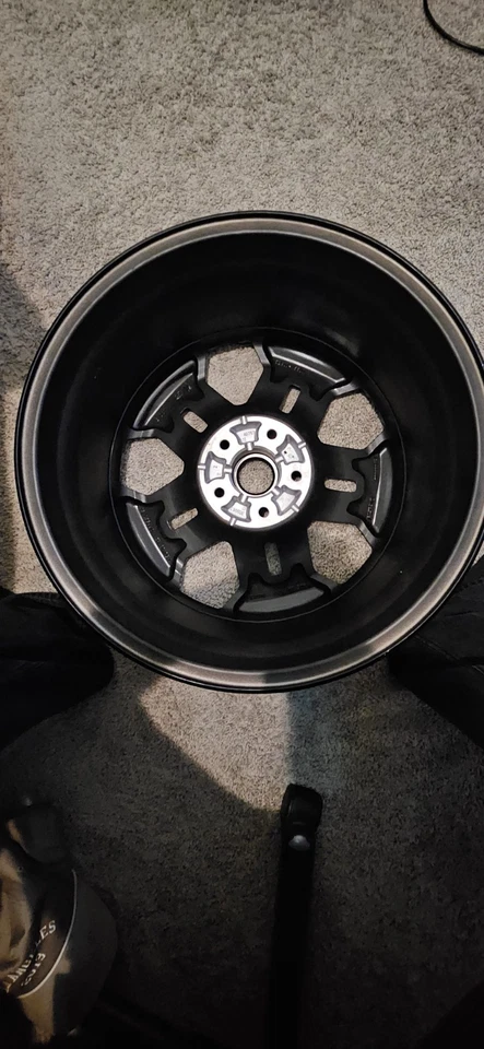 Hyundai Tucson Santa Cruz 2025 2026 18" OEM Wheel Rim 52910K5510 52910K5560 - Image 3 of 4