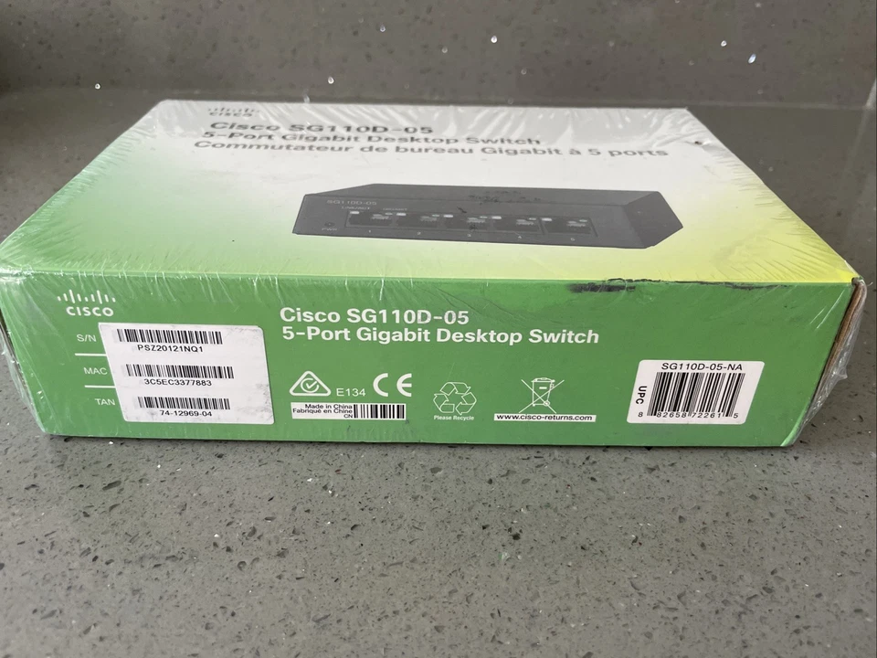 Cisco Small Business 5-Port GigaBit Desktop Switch SG100D-05 NEW - Image 2 of 4