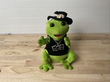 DOESN'T DANCE - Gemmy Animated Green Yeah Frogz Hip Hop Rapper Frog