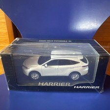 Toyota HARRIER 1 30 Color Sample Minicar
